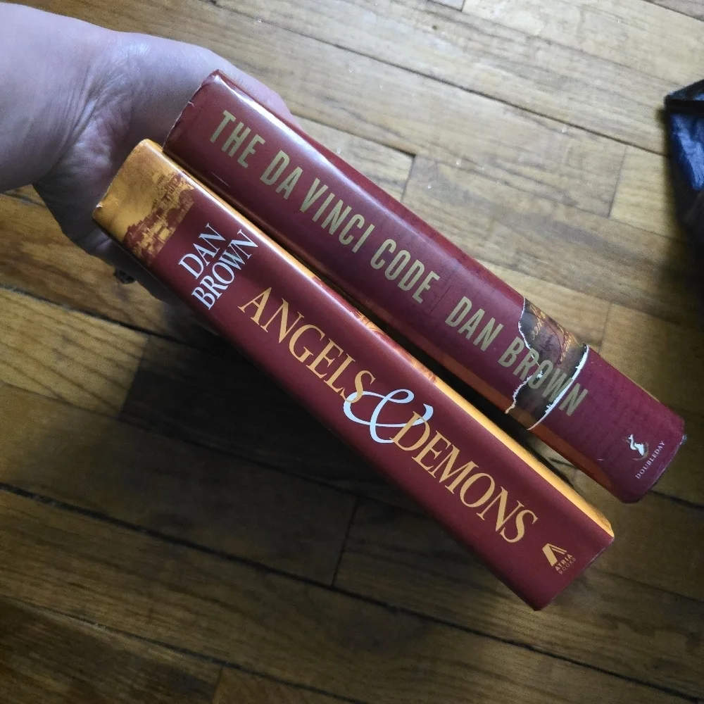 Vintage 2003 Dan Brown Da Vinci Code & Angels Demons HC DJ Red Thriller Lot 2